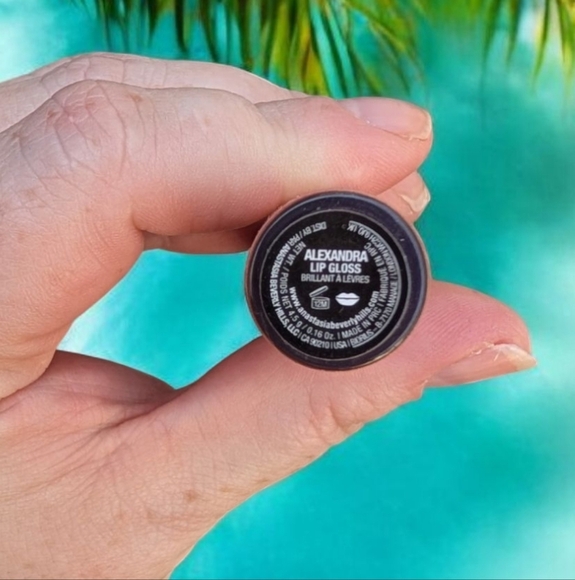 Anastasia Beverly Hills Shimmering Lip Gloss- Alexandria(New) - Picture 4 of 4